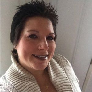 Meet your Posher, Carrie